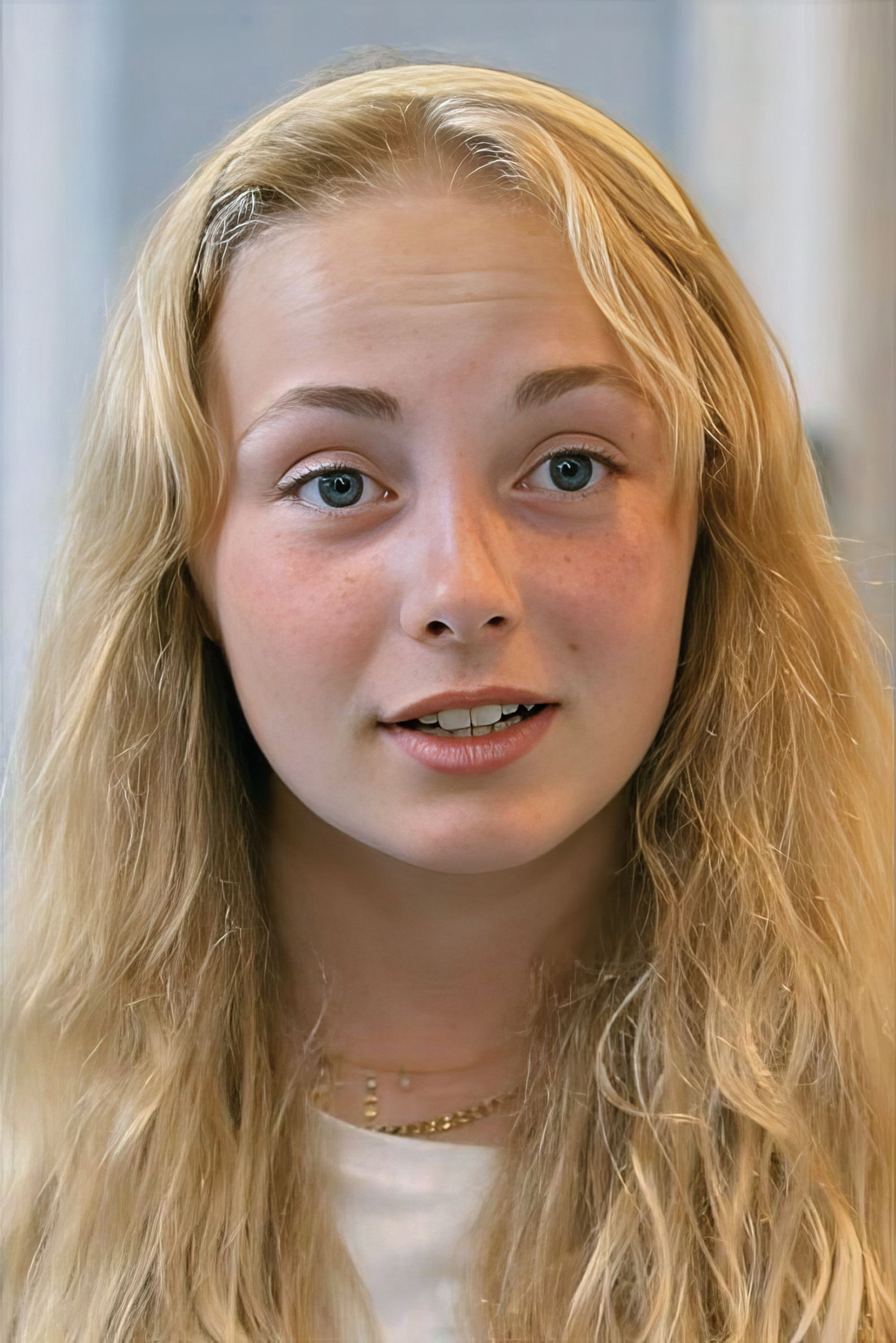 Alvilda Mathilde Rask Villekjær as Laura in Blinded Ears