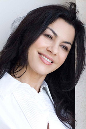Surama De Castro as Maria Grazia in The Moon and the Stars