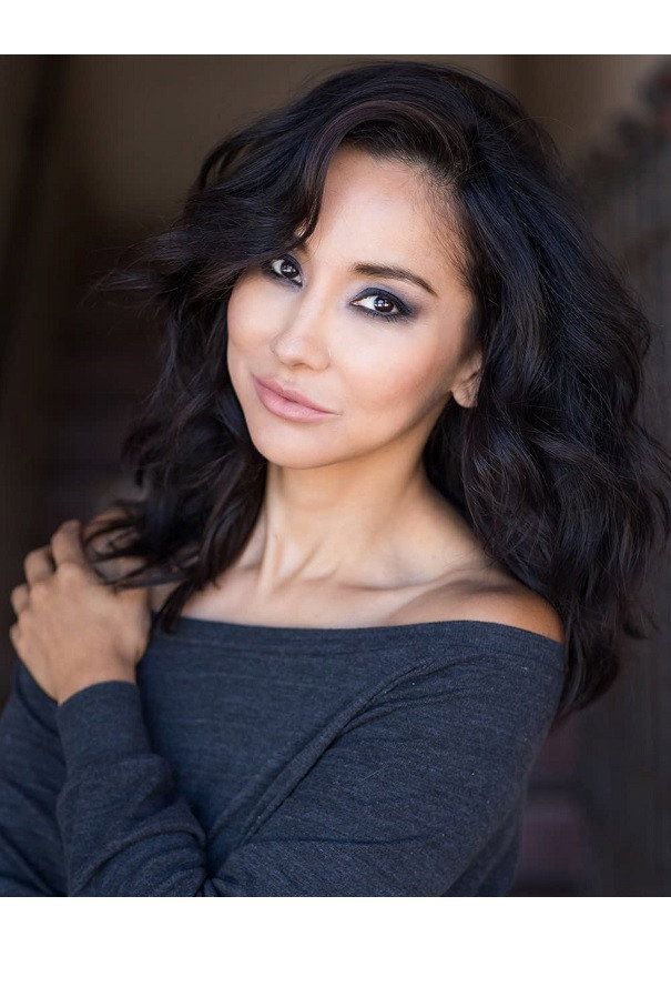 Carolina Hoyos as Anise Silverlight in Blackwater