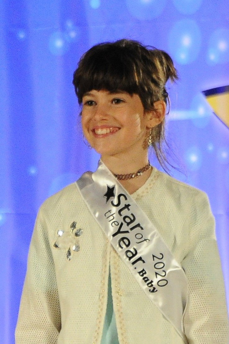 Roberta Volponi as Guevara in Welcome Back Mr. President