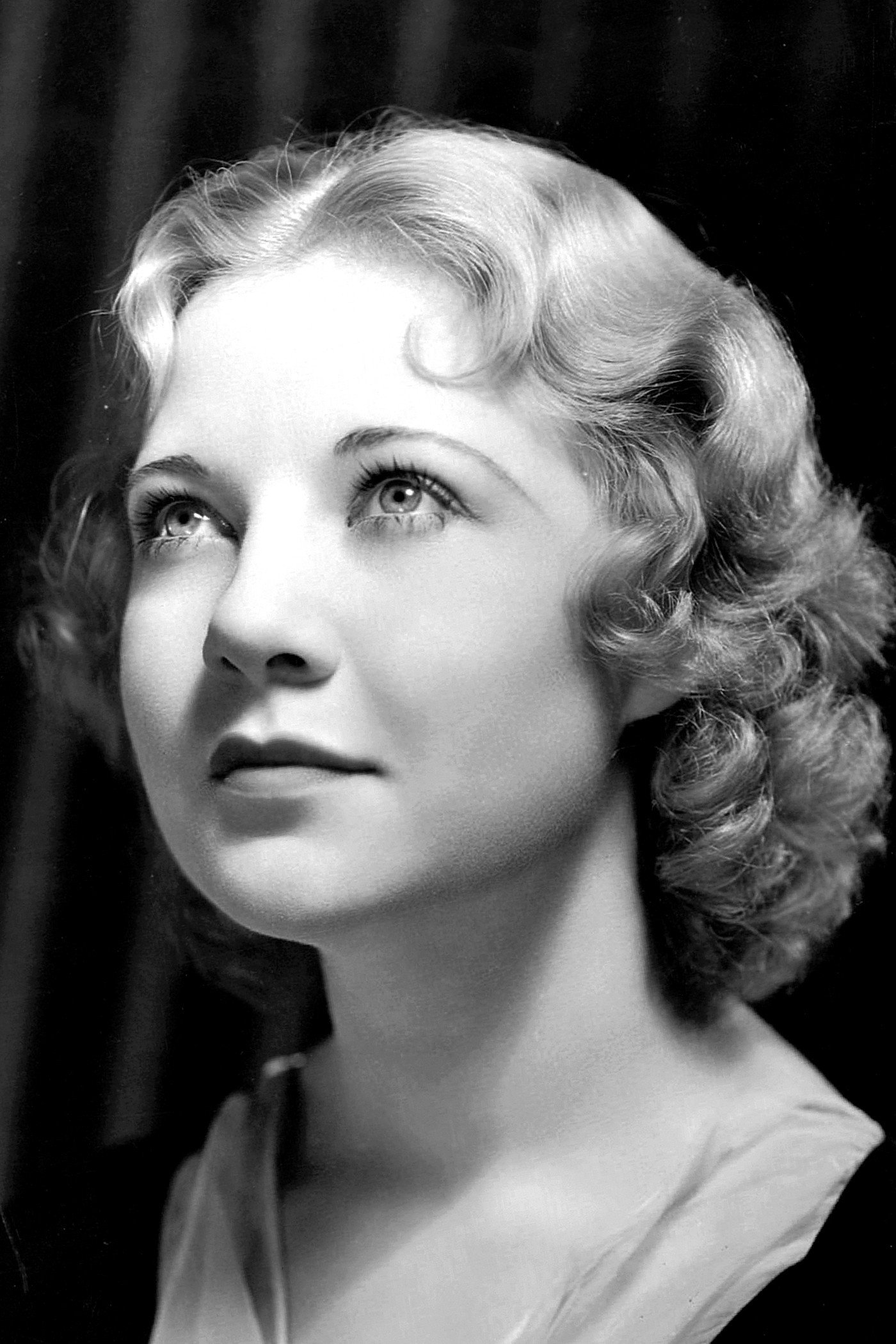 Una Merkel as Mrs. Watkins in A Tiger Walks