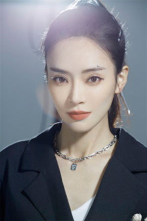 张颖冰 as Jiang Xue in Demon Hunter Yan Chixia