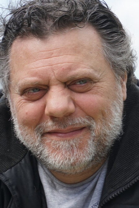 Denny Cecchini as Capo ufficio di Gregorio in FUORIGIOCO