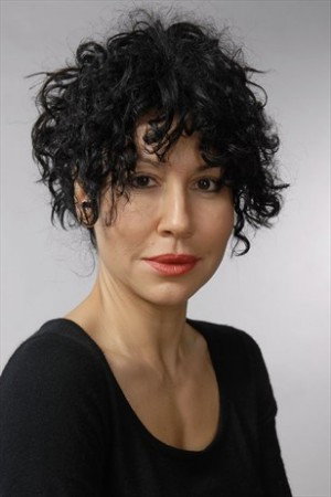 Ruhsar Gültekin as Macide in Sen Harikasın