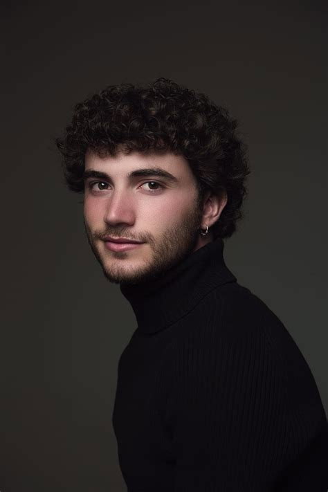 Toni Gelabert as Andreu in Amor de cans