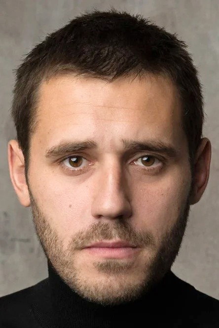 Семён Шкаликов as Василий Сергеевич Щепкин in Курьерский особой важности
