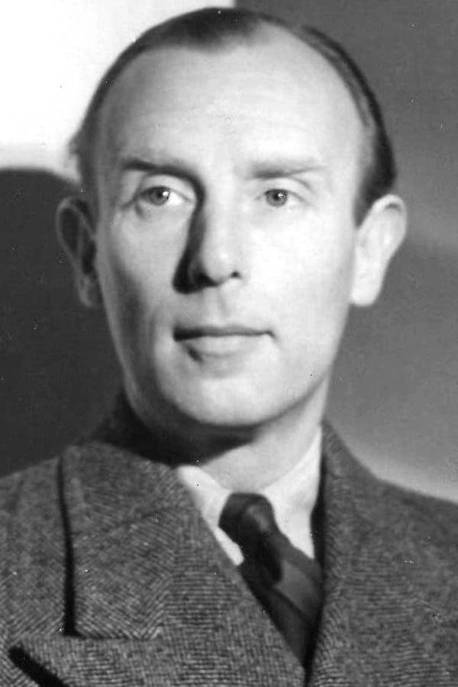 Jack McNaughton as Uriah Group in Cardboard Cavalier