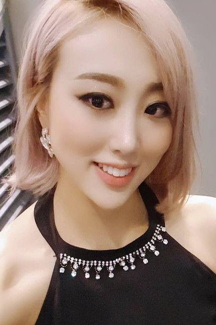 Lim La-la as Self - Panelist in My Boyfriend is Better