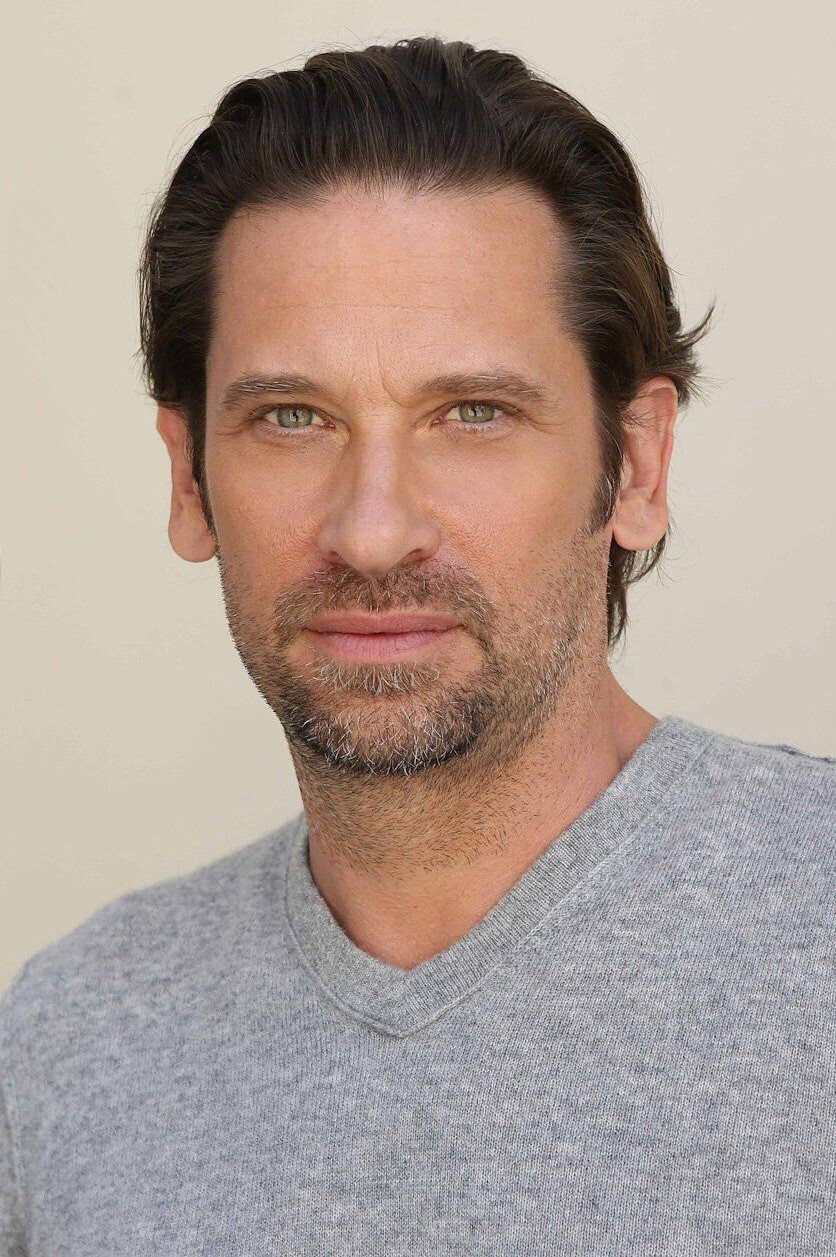 Roger Howarth as Bill Thornton in The Final Rose