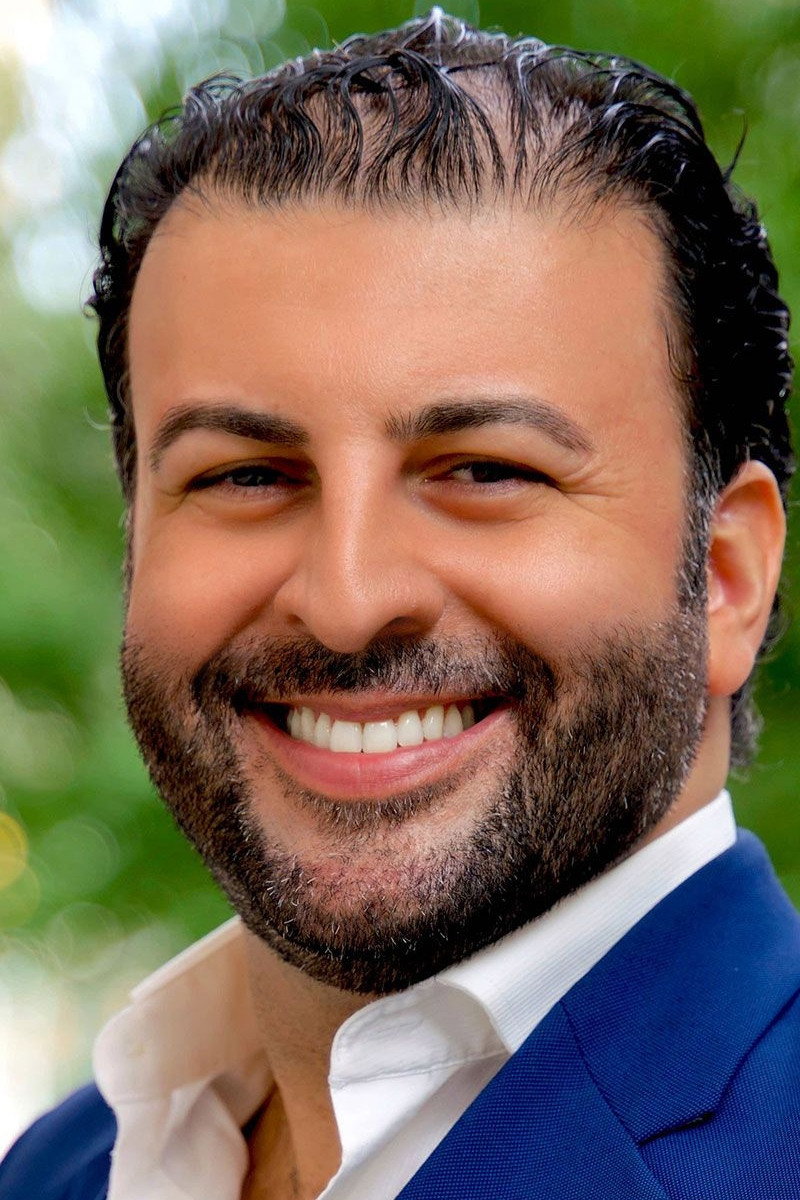 David Serero as M. Guedj in Red Island