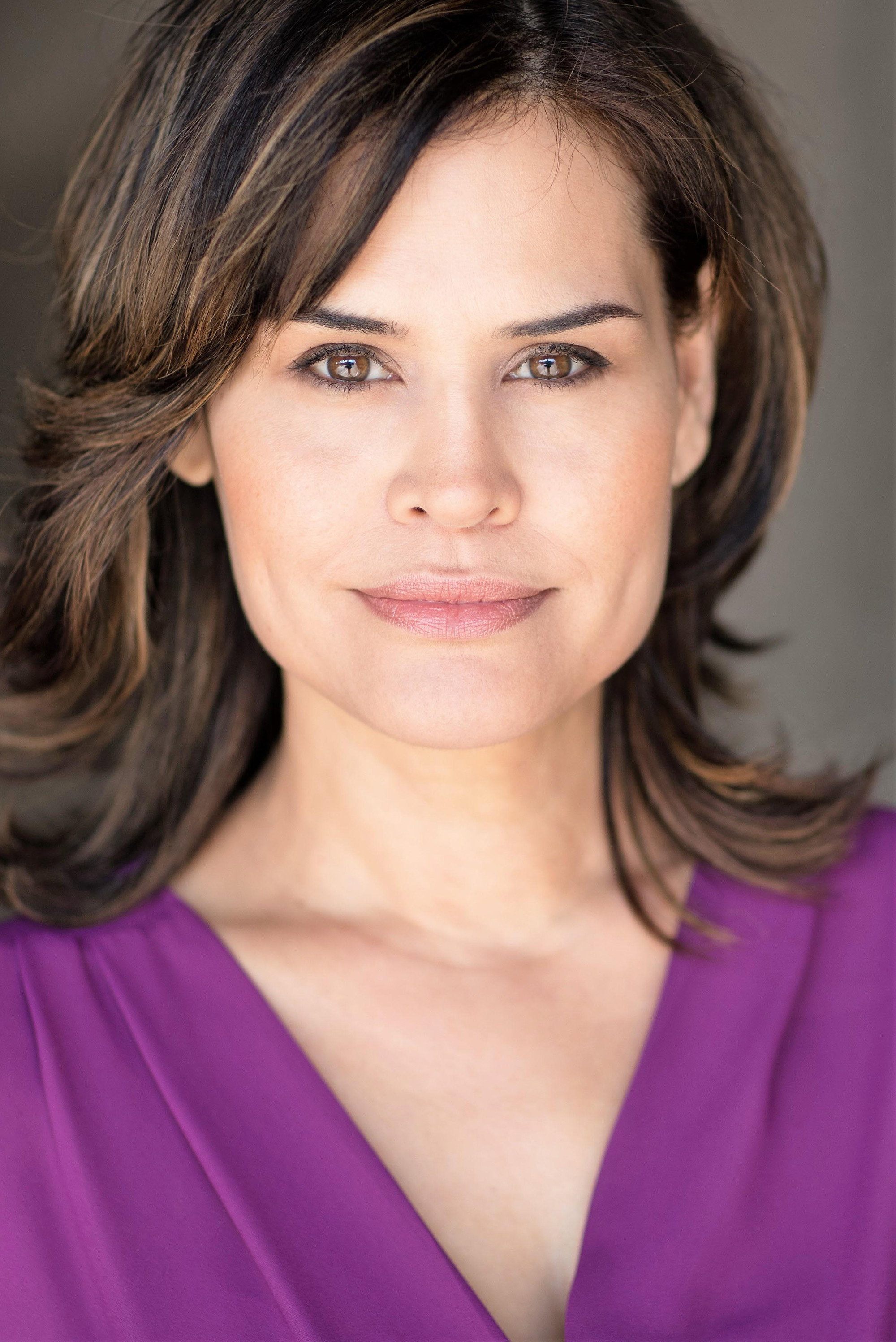 Noelle Perris as Mrs. Kaufman in 3 Times a Charm