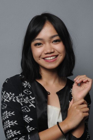 Fathia Izzati as Reporter in Agen Resep Rahasia