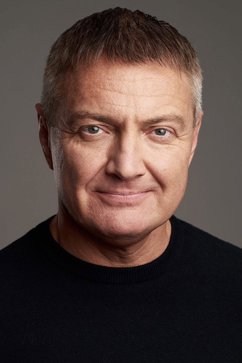 Sergej Vasilkov as Vairuotojas Marius in You Are My Diamond