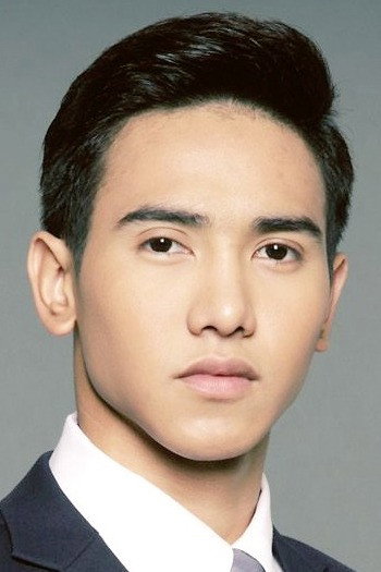 Jirayu Thantrakul as Jun in The Kinnaree Conspiracy