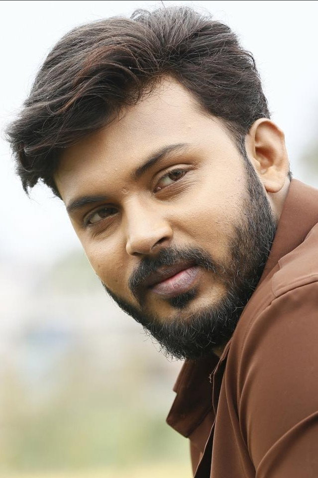 Manoranjan Ravichandran as Sudhir in Brihaspathi