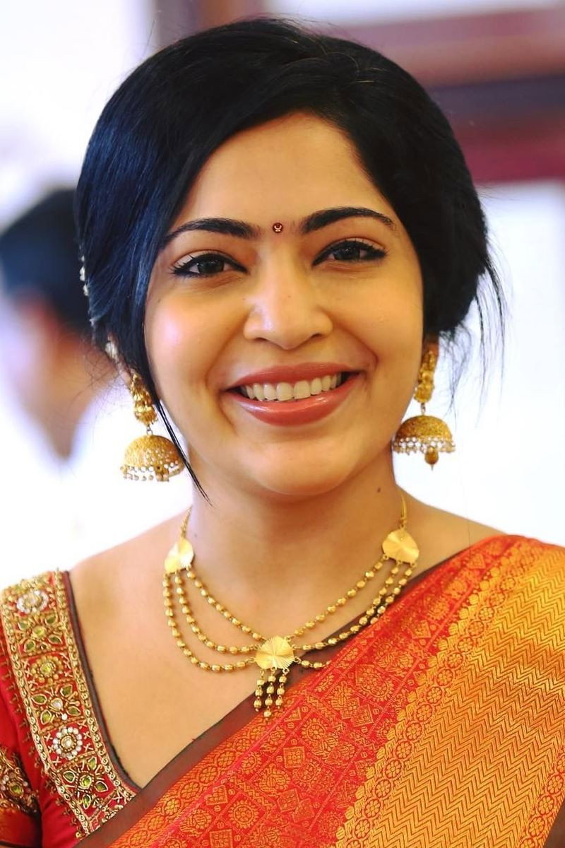 Ramya Subramanian as Jennifer in Aadai