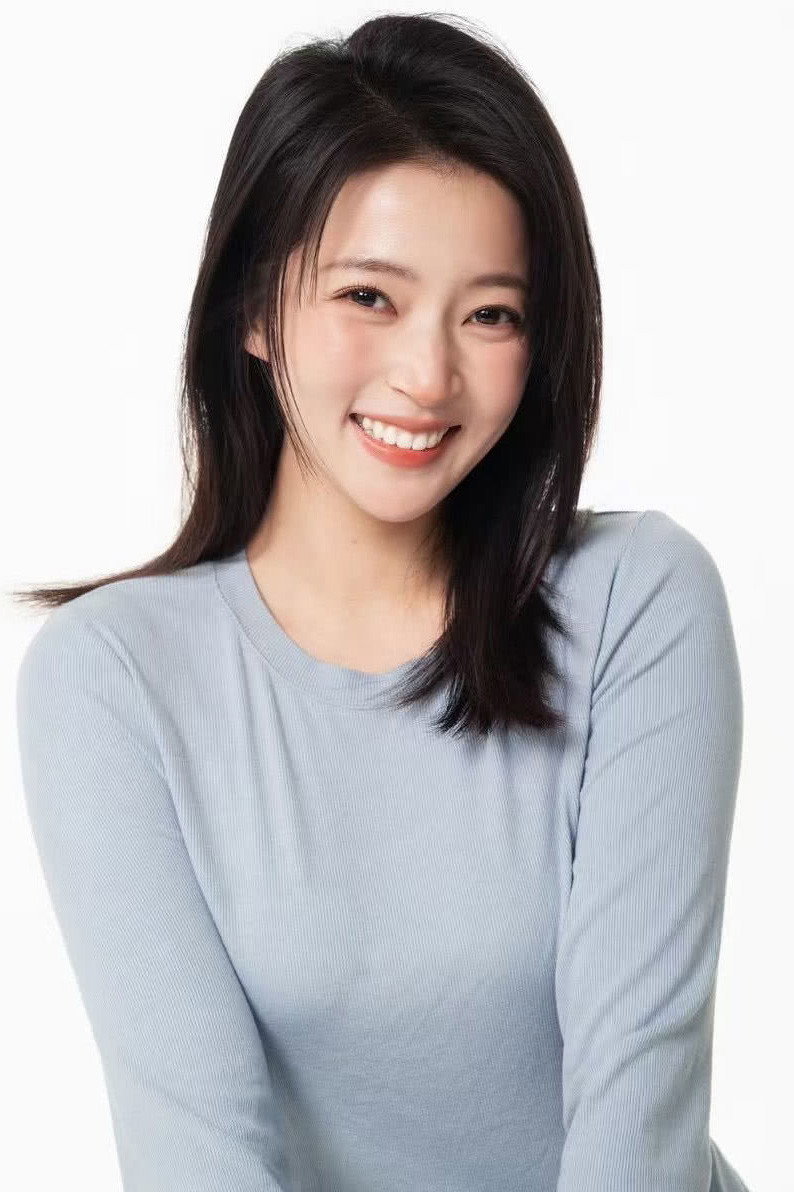朱诗妤 as Feng Qing in Gilded Bond