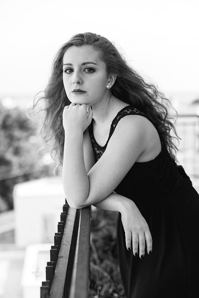 Diandra Elettra Moscogiuri as Schoolgirl in That's Life