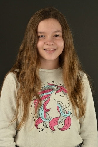 Tuana Almacı as Sudenur in Hakki
