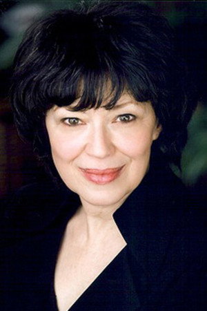 Cayle Chernin as Selina in Down the Road Again