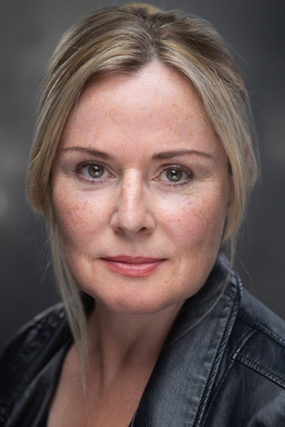 Heather Craney as Brenda Tate in The Mark of Cain