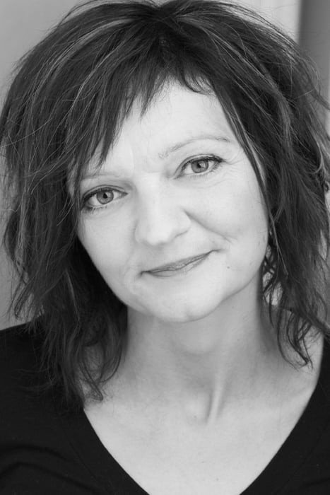 Sylvie-Katherine Bouchard as Mother-in-Law in Mon cher Robert