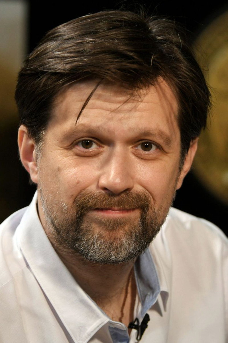 Hadži Nenad Maričić as Saša Timotijević in Bitter Fruit
