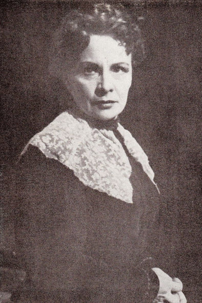 Maria Cupcea as Emilia in Crumbled Citadel
