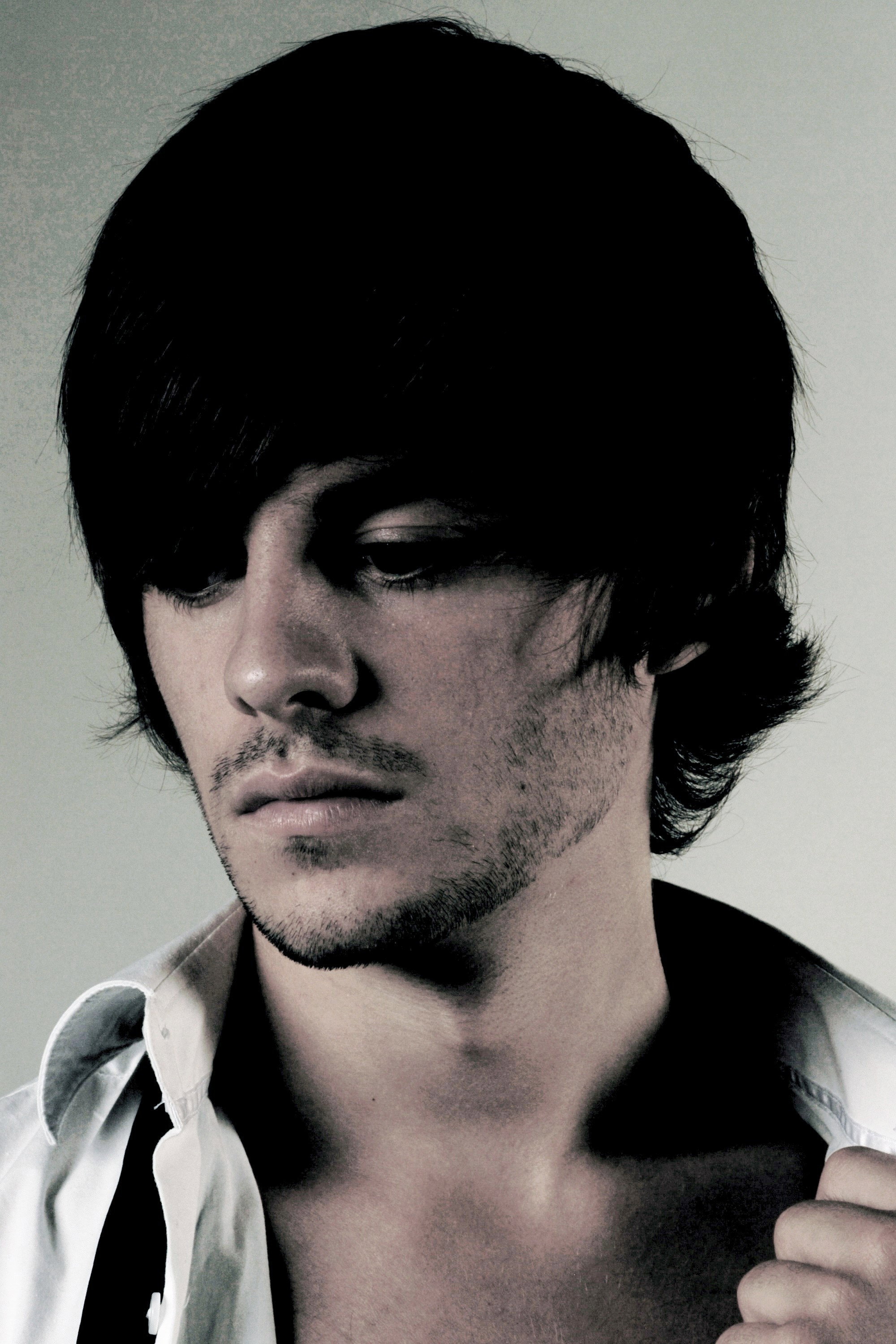 Nick Roud as Sidney in The Ghost Hunter