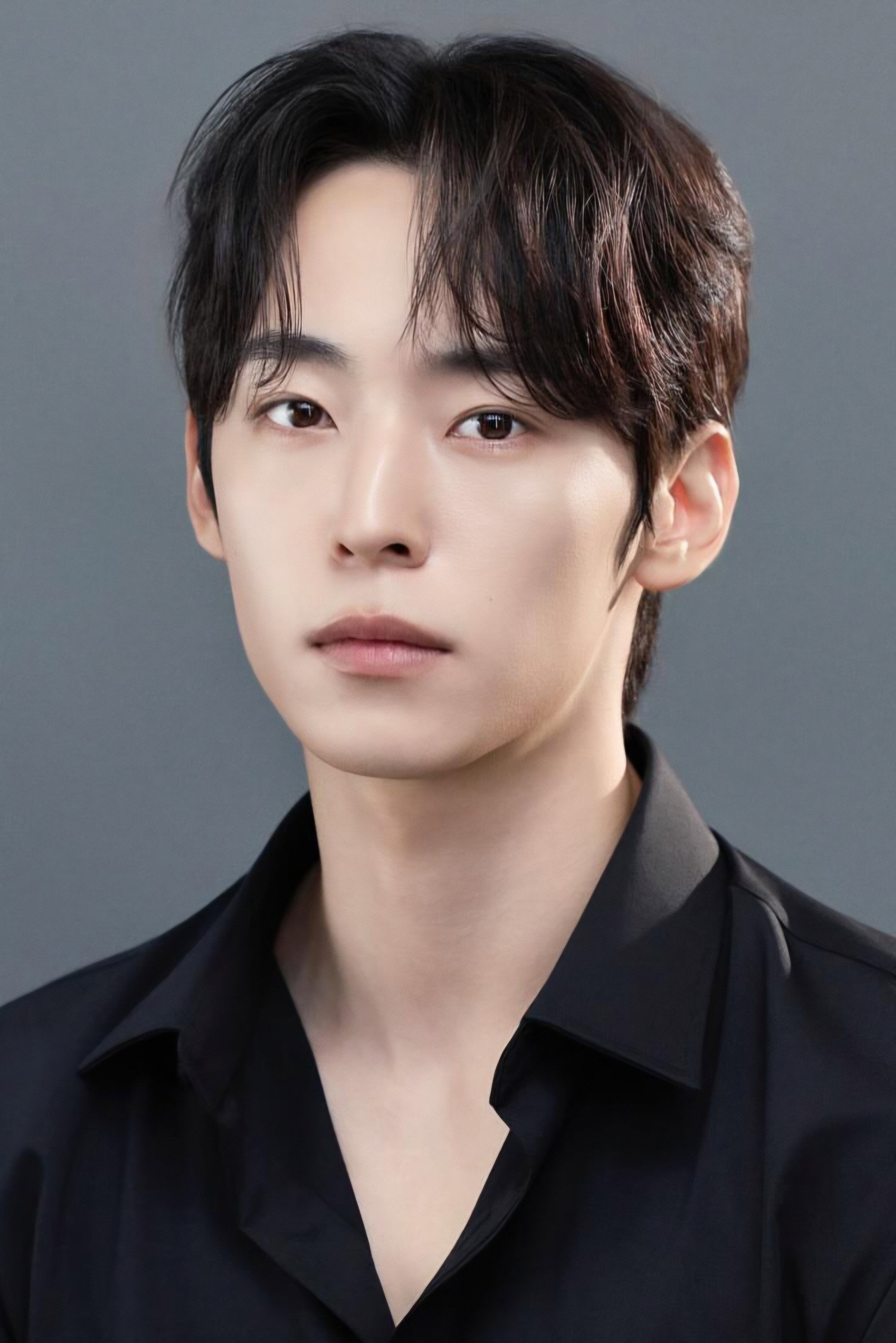 이정호 as Heo Dong-hwa in The Lie We Lived In