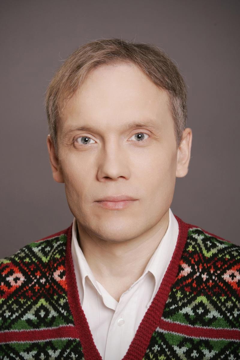 Rain Simmul as Hainz in Melchior the Apothecary: The Ghost