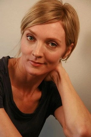 Belinda Waymouth as Sandy Goodall in Fearless
