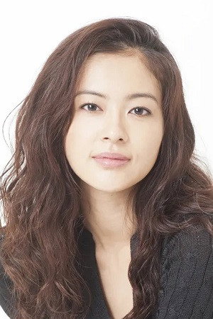 黒谷友香 as Yumi Tamura in Double Tone: Two Yumi