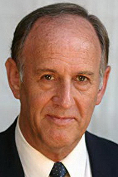 Steve Kramer as Hugo (1986, voice) in Macron 1