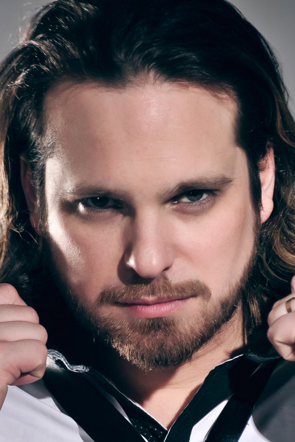 Germán Tripel as Martín in Pendeja, payasa y gorda