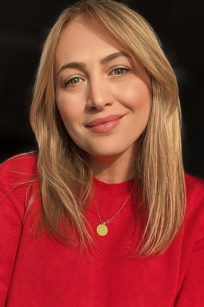 Arzu Ağayeva as (segment "Qonşu qadın") in Urban Motives 4.1