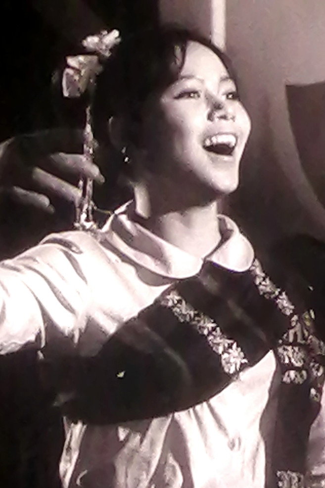 Phạm Thu An as Bun Mi in Two Mothers