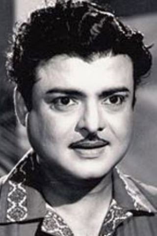 Gemini Ganesan as Himself in Adi Thadi