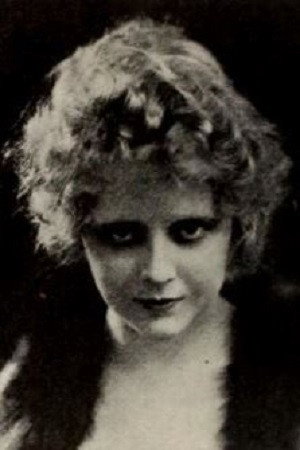 Violet Palmer as Stella Haynes in The Eyes of the Totem