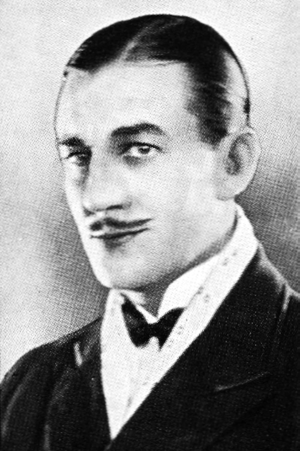 Ward Crane as Benny Kingsley in The Mad Whirl