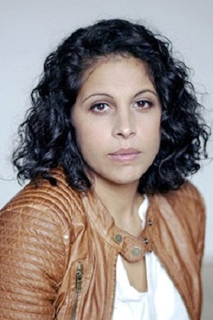 Sabila Moussadek as Carine in Nadia