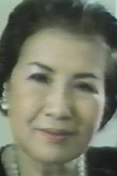 金彬 as Old Ghost in Spooky Kookies