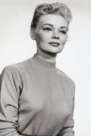 Lyn Thomas as Laura Greeling in Space Master X-7