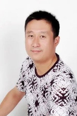 Zu Jin Liang as Su Li's Father in Falling for You