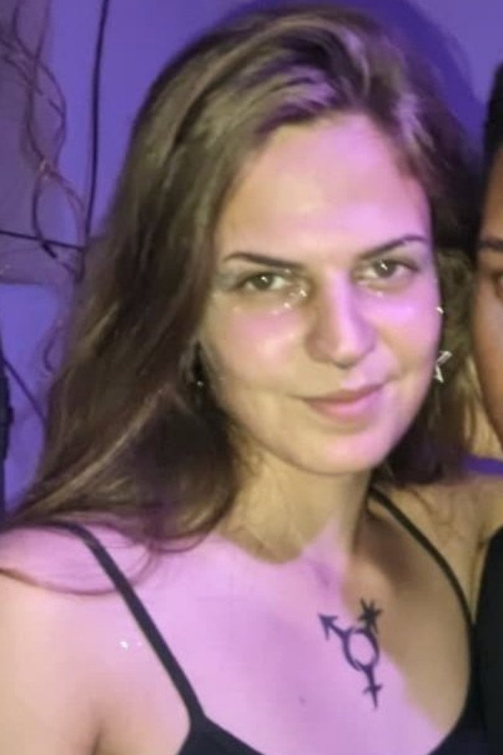 Anne Couto as Anne in Ponto de incisão
