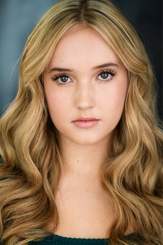 Ella Fraley as Martini in It's Alright Now