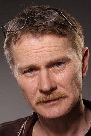 Андрей Арзяев as Василий Давыдов in Абонемент на расследование
