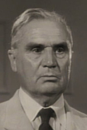 Leonard Willey as Doctor Hartley in Penny Serenade