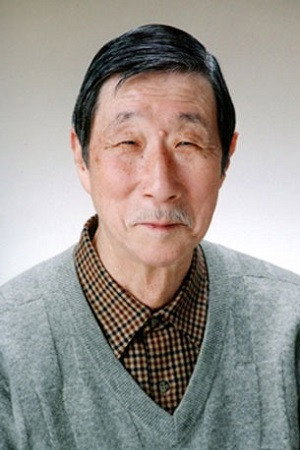 横山あきお as Mr Lee in Gensen-Kan Inn