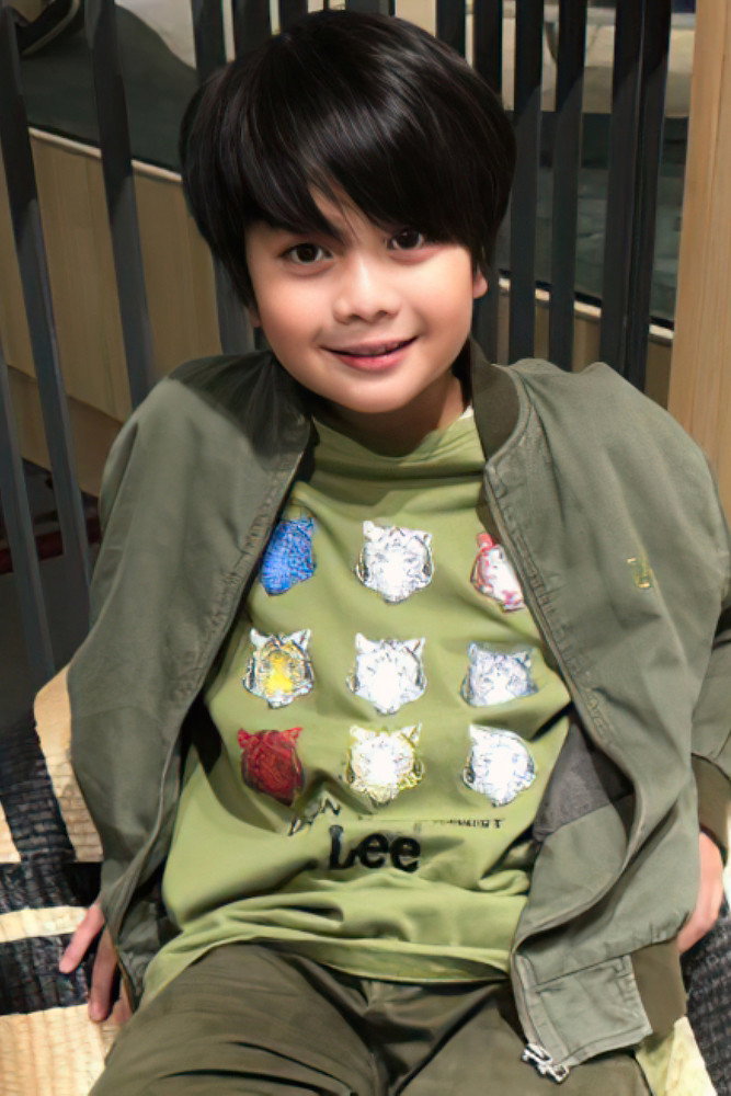 Thitiwat Limpimproh as Moon in Oxygen: The Series